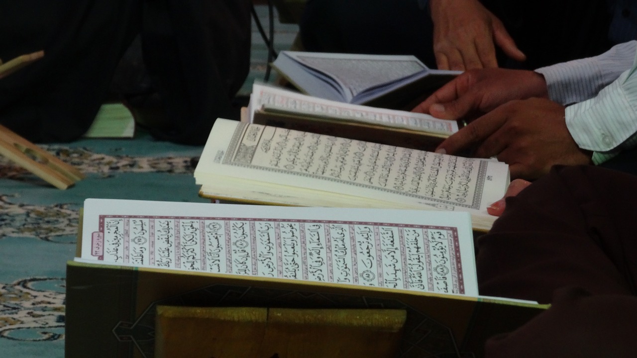 سعودی عرب میں گونگے بہرے بچے قرآن سیکھنے لگے!