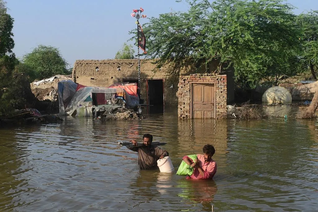 صوبہ سندھ پاکستان کے ضلع خیر پور میرس کے سیلاب متاثرین کے لیے میڈیکل کیمپ کی رپورٹ